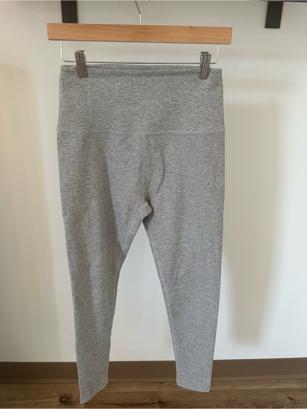 Beyond Yoga Caught in the HW leggings - Heather Gray